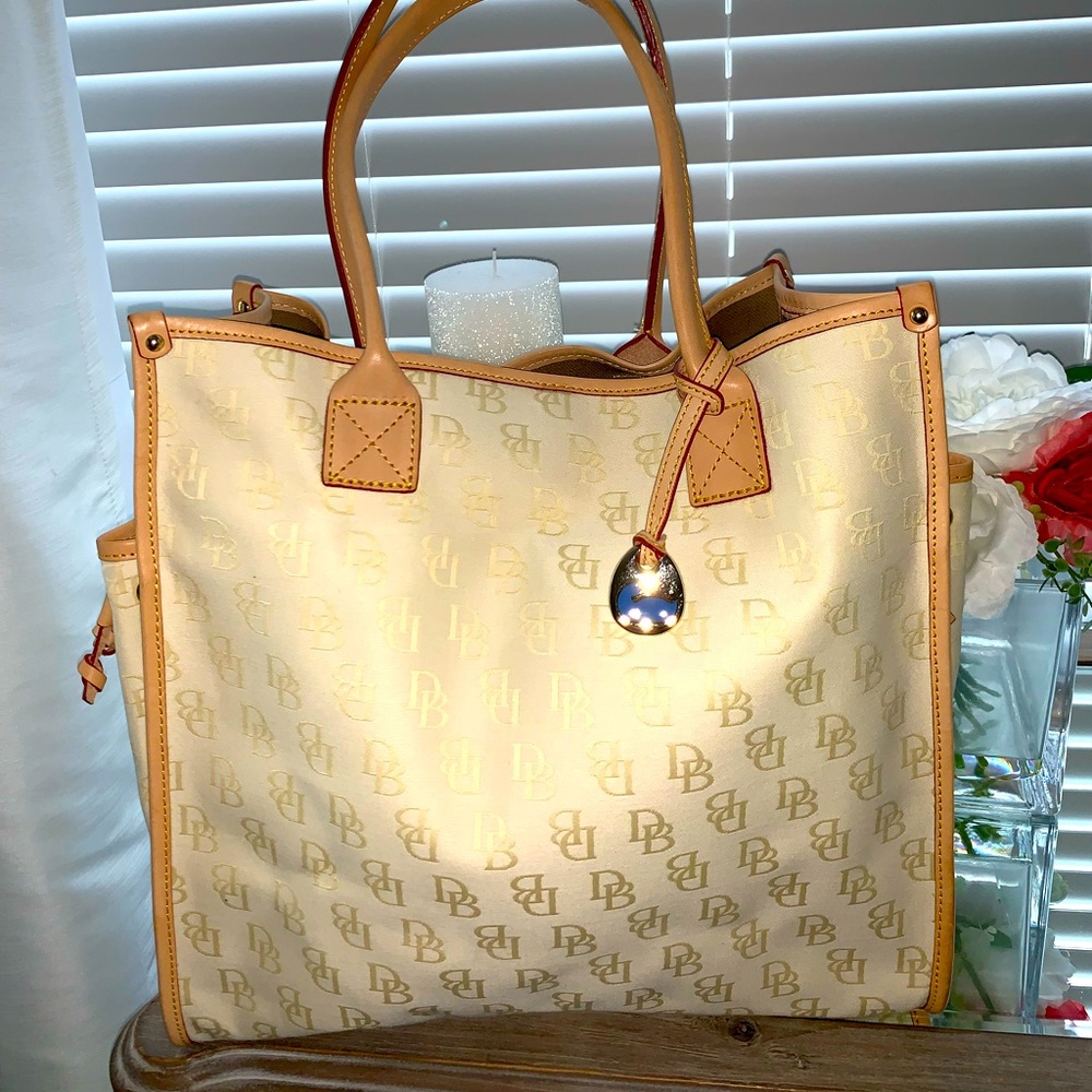 NWOT Dooney and Burke Canvas tote